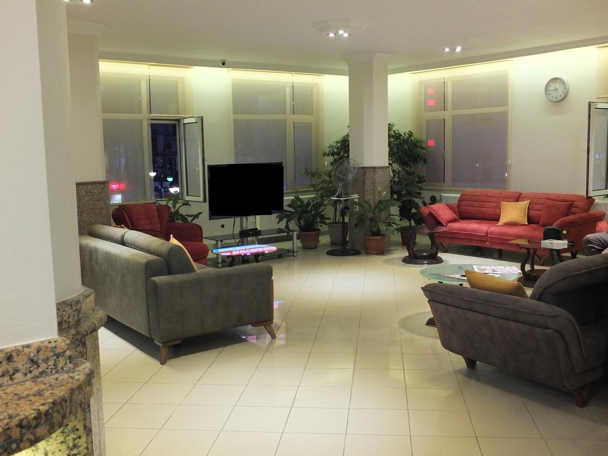Hotel Erdem Rize Esterno foto